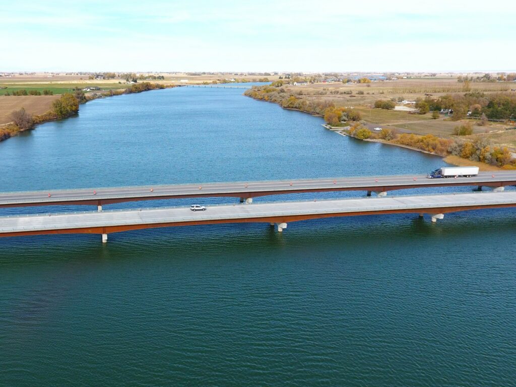 I-84 Snake River Twin Bridges | Ralph L. Wadsworth Construction